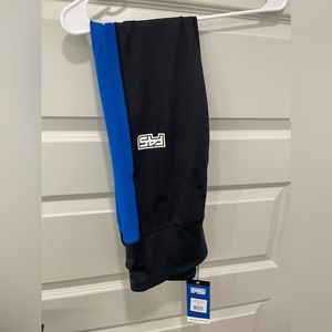 F45 Coach Leggings